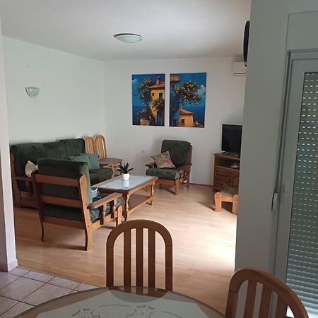 Apartment Sano Podstrana Eksteriør billede