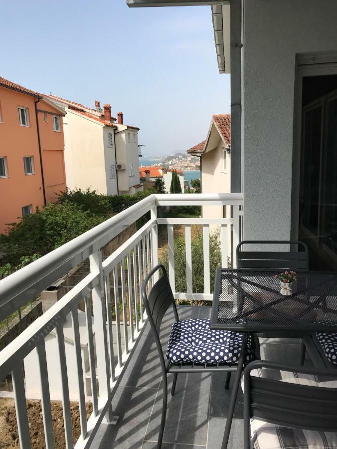 Apartment Sano Podstrana Eksteriør billede